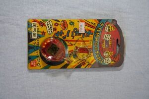 新品 　BANDAI　　たまごっち（赤色）　TAMAGOTCHI 　　1997