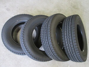 DUNLOP WINTERMAXX 165/80R14 97/95N LT 8PR 2１年製造 スタッドレス　バリ溝　4本セット