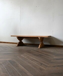 古い欅無垢材の飾り台テーブル　　　アンティークアトリエ作業台陳列台飾り台店舗什器
