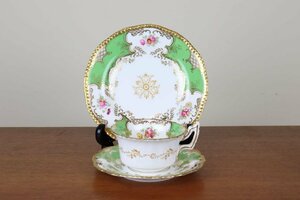 コールポート　バットウィング　トリオ　ティーカップ　ケーキ皿　ハンドペイント　グリーン　緑　イギリス　Coalport　アンティーク　G53