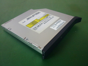 送料無料／動作未確認　■ DVDドライブ SN-208／TOSHIBA REGZA PC D712/T3FWJより取り外し（管6011002）