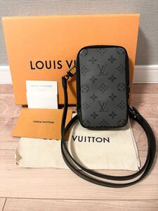 1円スタート！ルイヴィトン『モノグラム エクリプス ダブル フォン ポーチ』M69534 メンズ ショルダーバッグ【LOUIS VUITTON】