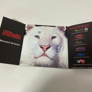 ★1円スタート★SIEGFRIED&ROY AT THE MIRAGE MAGICIANS OF CENTURY ラスベガスのマジックショー　パンフレット　英語のみ　　3ー1490