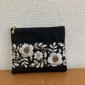 ハンドメイド 12センチファスナーポーチ【インド刺繍リボン】マチなし ゴールド 花