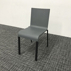 スタッキングチェア 肘無 .03 44042700 Vitra ヴィトラ 中古 IS-867960B