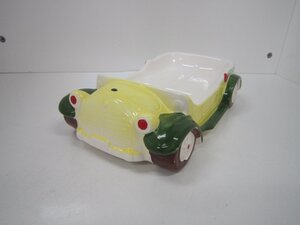 子供用　車型陶器製　ランチプレート　中古