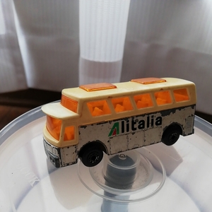 MATCHBOX 1977年製ビンテージ　Alitalia AIRPORT COACH ミニカー