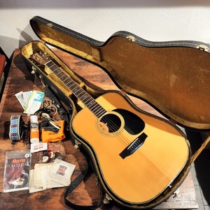 【S-3】 Morris FOLK GUITAR　W-40　モーリス　アコースティックギター　ハードケース入り　レトロチケット　昭和　アンティーク　現状品