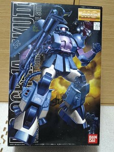 1/100　マスターグレード　MS-06R-1A　ザクII　黒い三連星　MG MSV 機動戦士ガンダム