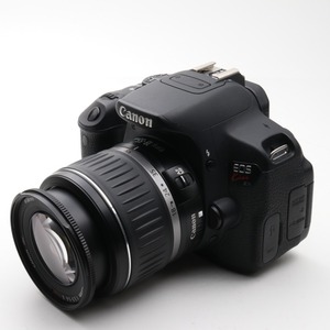 中古 美品 Canon EOS X7i レンズセット キャノン 一眼レフ カメラ　自撮り 人気 初心者 おすすめ 新品8GBSDカード付