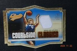 Dirk Nowitzki 2003-04 Fleer Authentic Courtside Classics Game-Used