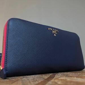 1円 PRADA 極美品 プラダ ラウンドファスナー 長財布 男女 サフィアーノレザー ■レザー　小銭入れ 有り　ブラック ネイビー系