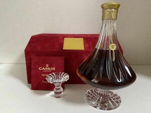 【古酒・未開栓】CAMUS TRADITION カミュ トラディション バカラ クリスタルボトル 700ml 40%替栓 冊子 箱付