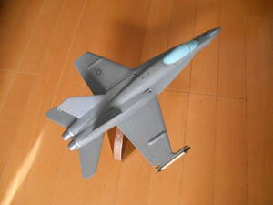 スケール不明　全長約43cm F/A -18 ソリッドモデル 