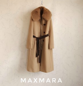 超高級 新品同様 Maxmara 憧れのベルテッドコート 大人気ベージュ系カラー マックスマーラ 本場イタリア製 ビッグリアルファーデザイン