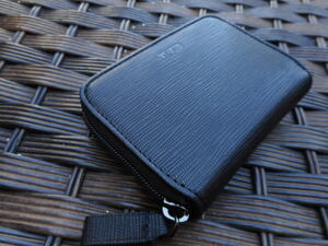 ロサンゼルスから直営本物をお届け!!　　TUMI トゥミ NASSAU カード ケース　小銭入れ ZIP AROUND CARD CASE 148479-T527