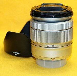 ★一発即決★XC 16-50mm F3.5-5.6 OIS II★FUJIFILM純正 標準ズームレンズ★純正レンズフード付★最新ファームウェアに更新済です★