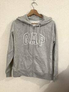 GAP ギャップ　スウェットパーカー フルジップスウェット　フーディー ボーイズ　ロゴ刺繍　古着　グレー