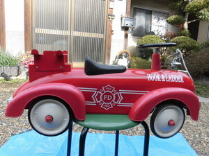 中古品☆RADIO FLYER HOOK＆LADDER☆アルタバーグ ファイヤートラックスピードスター 消防車 キッズカー インテリア おもちゃ☆管理124-111