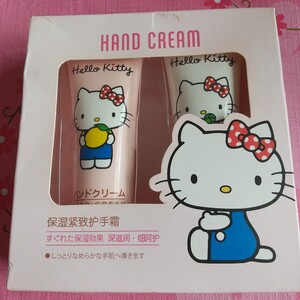 サンリオ HELLO KITTY ハンドクリーム