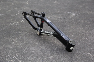 BMX KUWAHARA PURSUE 1stモデル　アルミフレーム　FLATLAND 20インチ BLACK　送料無料