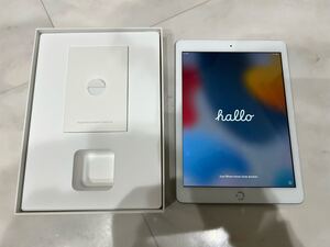 １円スタート！第５世代 iPad 32G　wifi+cellularモデル　初期化済　箱付き A1823