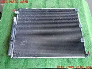 5UPJ-96626031]ランクル100系(UZJ100W) エアコンコンデンサー1 中古