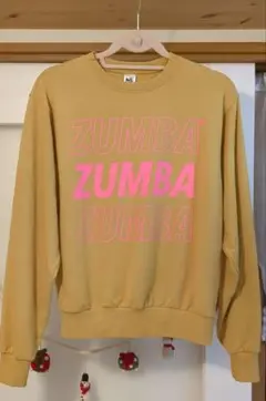 ZUMBA　トップス　XSサイズ