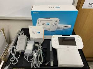 Nintendo 任天堂　WiiU　BASIC SET　ベーシックセット　8GB　ゲーム　ホワイト　元箱付き　①