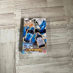 3000スタ　激レア　★未開封、未使用★ 仮面ライダービルド DXユニレイサーフルボトルセット　当時物　当時物　希少　レア