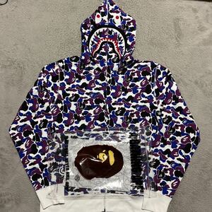 激レア　A BATHING APE BAPE KAWS 香港限定　SHARK HOODIE シャークパーカー　スウェット　CAMO 迷彩　XL BABY MILO general