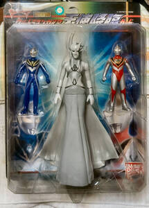 【新品／未開封】ウルトラマンガイア天使降臨セット　バンダイ　ウルトラマン　ソフビ　ウルトラマンアグル　根源破滅天使ゾグ第１形態