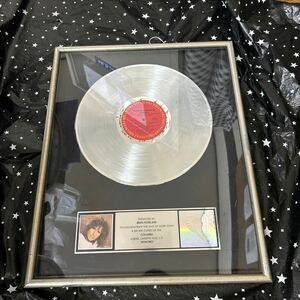 バーバラストライサンド「Ｍｅｍｏｒｉｅｓ」プラチナムレコード　映画 追憶　Barbra Streisand アカデミー賞　グラミー賞　Platinum 