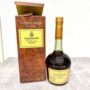 241025-0005-35 SG200 未開栓 NAPOLEON ナポレオン コニャック COGNAC COURVOISIER クルボアジェ 古酒 700ml ウイスキー 箱付き 