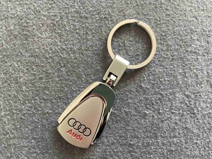 アウディ AUDI キーホルダー オシャレ キーリング メンズ レディース兼用 高級感 車鍵アクセサリー 【105番】