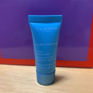 ★イドラ エッセンシャル　クリーム★保湿クリーム★CLARINS クラランス★サンプル★試供品★お試し★旅行★