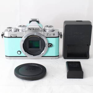 ★美品★ショット数2156回！ Nikon ニコン ミラーレス一眼カメラ Z fc ボディ ミントグリーン張替え #6781