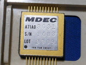 米軍放出品 MDEC A71AO 使途不明なIC 240419-８R