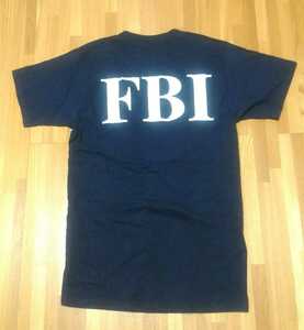 アメリカ購入 半袖Tシャツ FBI 紺 厚手 バックプリント ビンテージ ロゴ アメカジ ネイビー 大きめSサイズ 早い者勝ち