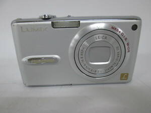 【0624n Y11199】 Panasonic LUMIX DMC-FX07 デジタルカメラ デジカメ パナソニック シルバー 簡易動作OK