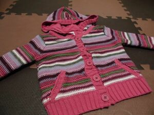 assk6-458☆子供服/ベビー服　キッズ　babyGAP/ベビーギャップ　女児　ボーダーニットフード付きカーディガン　上着　ピンク系　サイズ70