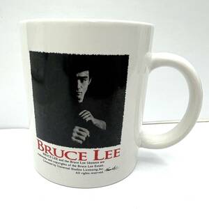 【T】ブルースリー　BRUCE LEE　マグカップ　コップ　陶器　映画　ブルース・リー　食器　コレクター　中古保管品【380】