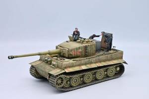 タミヤ　1/35 タイガー1 塗装済み完成品　戦車 エンジン整備　scale model research