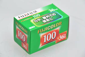 ★★★新品！2026年12月有効【1本】FUJICOLOR100-36枚撮　ISO感度100 フジフィルム製ネガカラーフィルム135/35mm