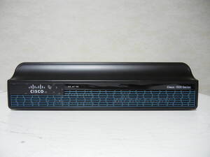 《》【中古】Cisco1941/K9 Cisco 1900シリーズ サービス統合型ルーター 初期化