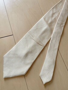 美品　Green Label Relaxing Classic　グリーンレーベルリラクシング　高級　シルクネクタイ　日本製　結婚式　全長145cm　大剣幅10cm