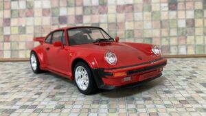 ポルシェ911ターボ　タミヤ　プラモデル完成品（ジャンク扱い）　イタリアンレッド