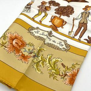 TY1936■HERMES エルメス カレ90 庭師のロイ シルク100% スカーフ からし色 ブランド 服飾小物 90.5cm × 88.5cm レディース