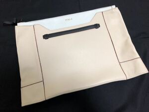 希少【新品同様】（正規品）FURLA フルラ クラッチバックレディース WHITE レザー BAG クラッチ バッグ