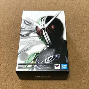 新品　フィギュアーツ　S.H.Figuarts（真骨彫製法） 仮面ライダーW サイクロンジョーカー